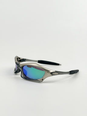 ARCHIVE - 01 SILVER EDITION